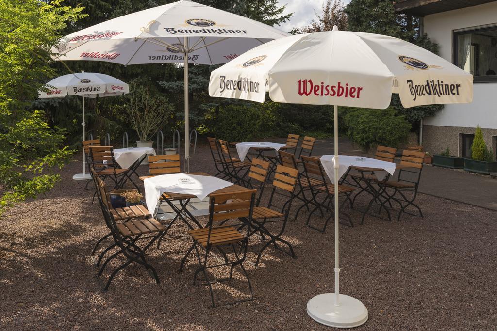 Hotel Restaurant Haesfeld Überherrn Eksteriør bilde